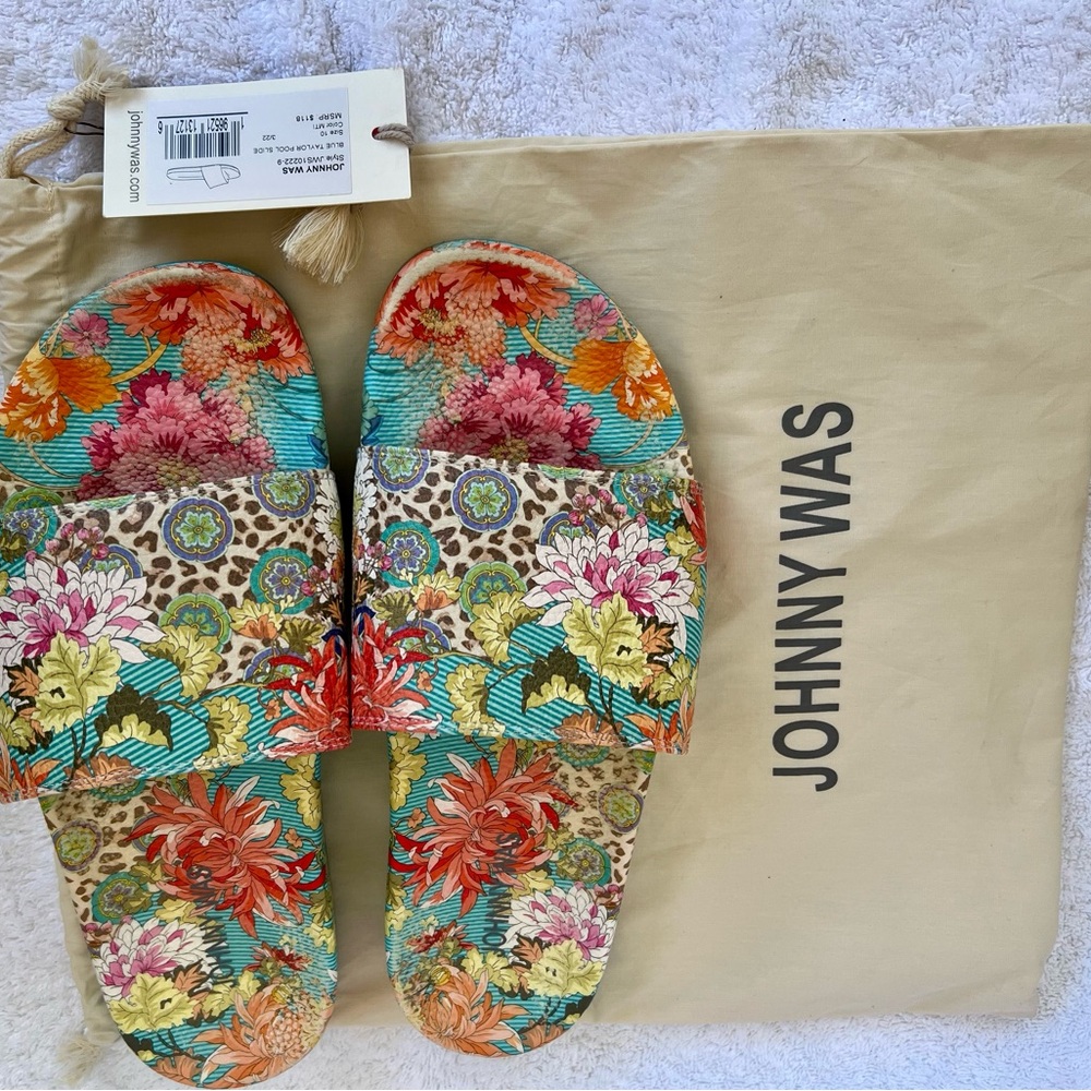 Johnny Was Blue Taylor Pool Slide w/ orig. bag/tag. Size 10. Multicolor floral